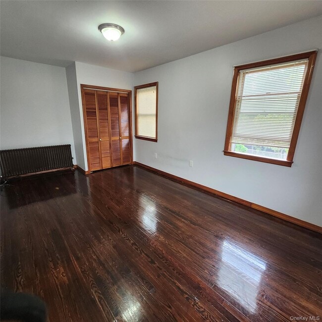 Building Photo - 34 Parkside Dr
