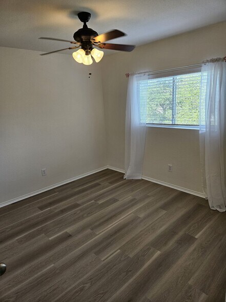 Building Photo - 3520 Destiny Acres