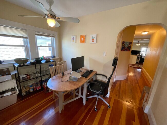 Building Photo - 21 Chandler St