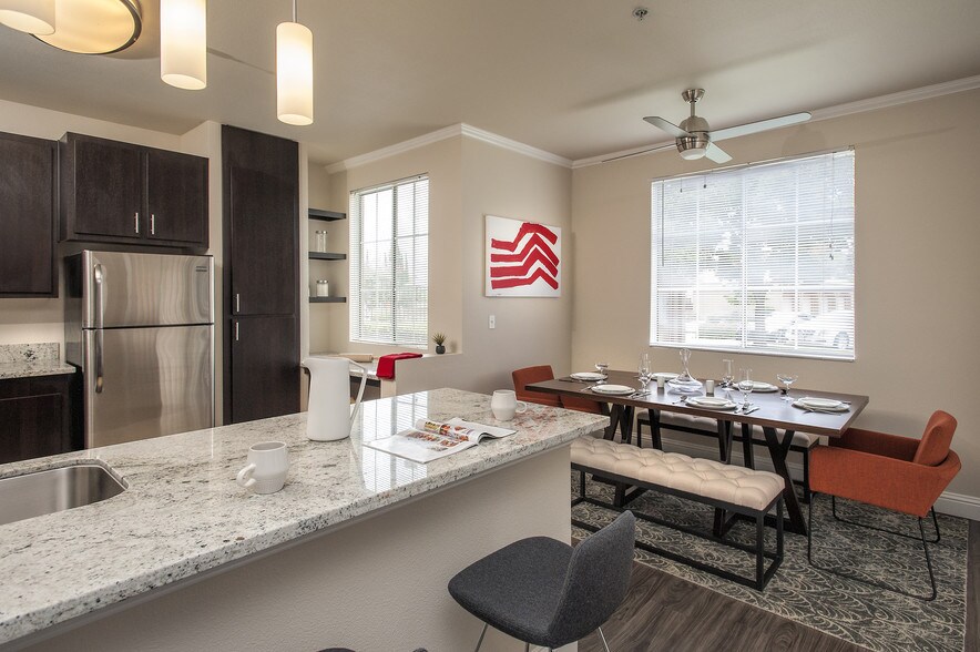 Villagio Luxury Apartments 4101 Innovator Dr Sacramento CA 95834