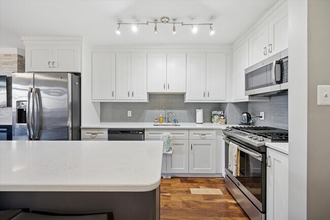 Building Photo - 2401 Pennsylvania Ave