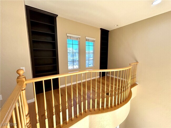 Building Photo - 2529 Flodden St