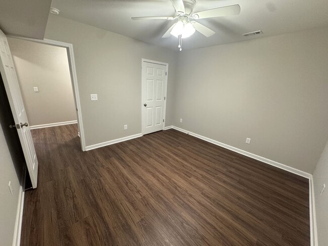 Building Photo - Five Points 6br House
