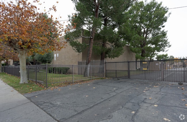 Building Photo - Rodeo Village Apartments