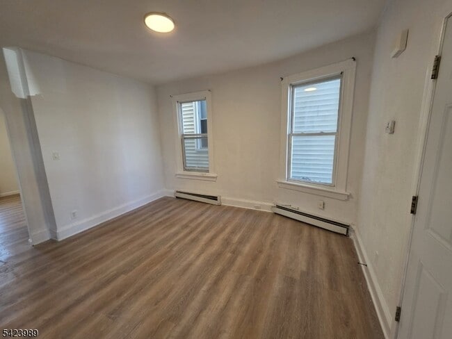 Building Photo - 18 Michigan Ave