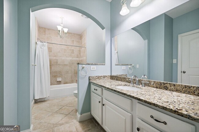 Building Photo - 11140 W Rd