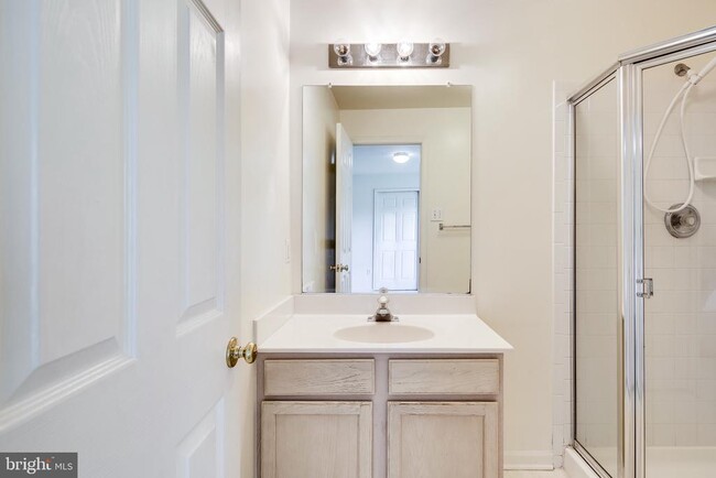 Building Photo - 2702 Snowmill Ct