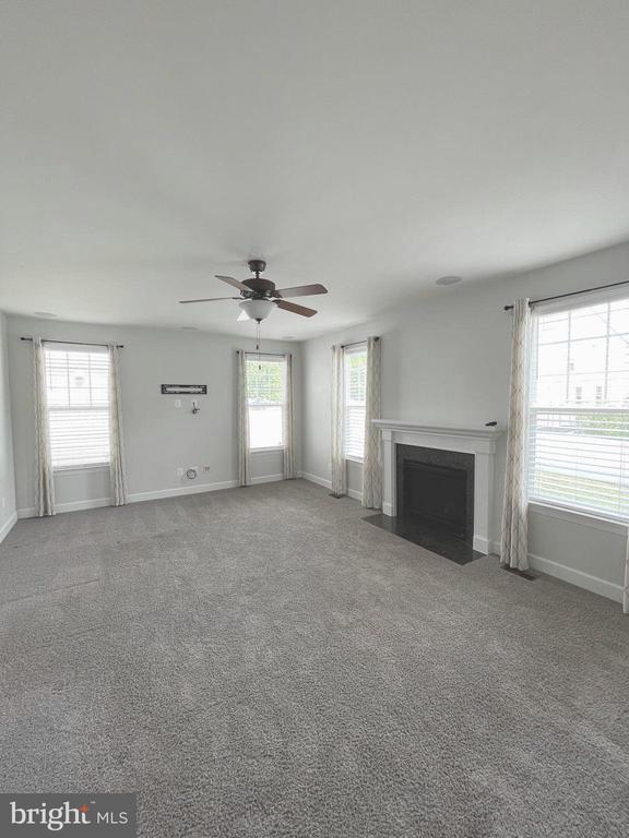 Building Photo - 43691 Yulan St