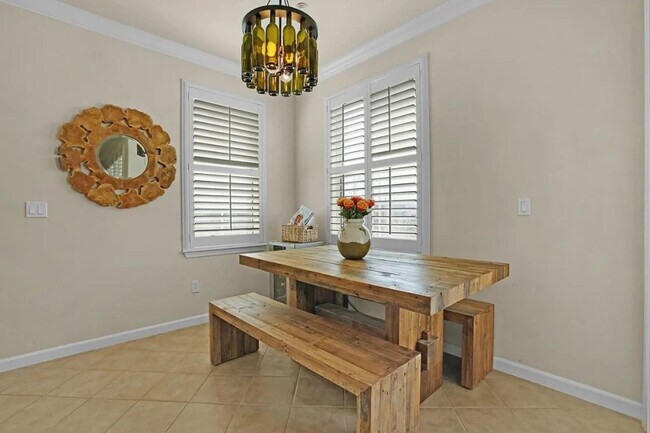 Building Photo - Wonderful Dublin Condo