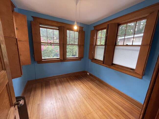 Building Photo - 2018 Pierce Mill Rd NW