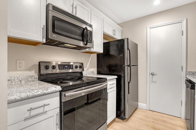Building Photo - 12036 FL A1AAlt
