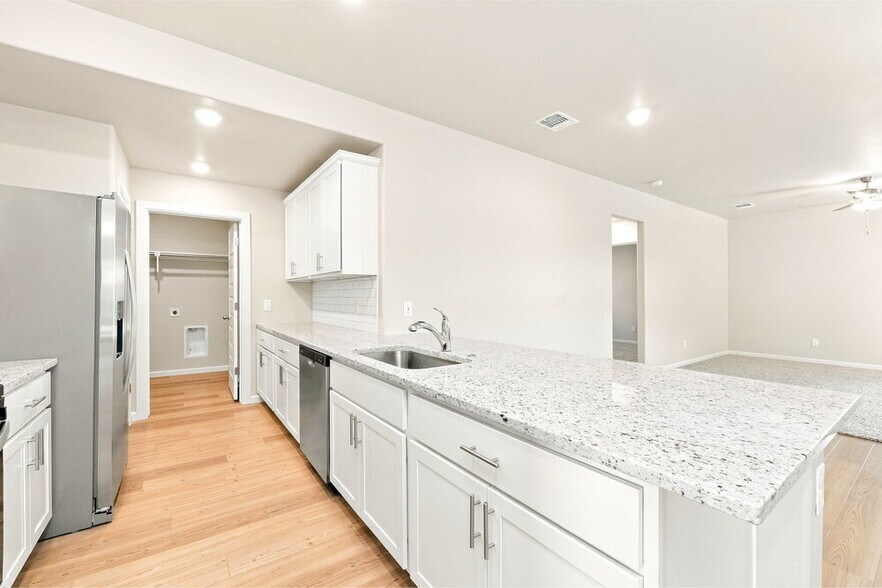Building Photo - 12712 Carrara Ln