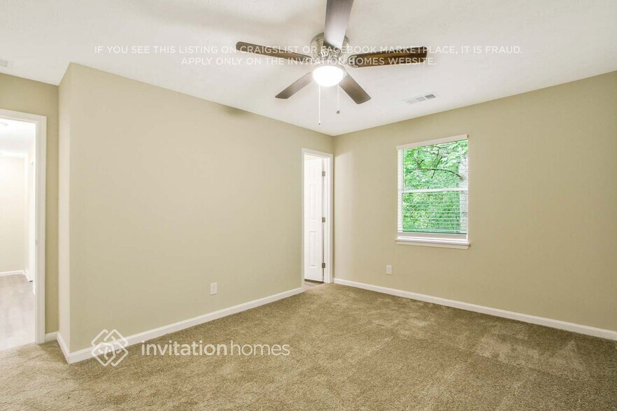 Building Photo - 3677 Tarragon Dr