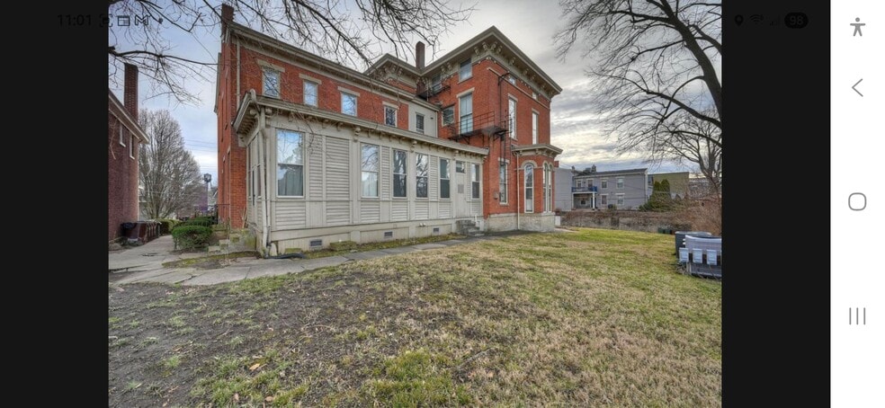 Building Photo - 337 Washington Ave