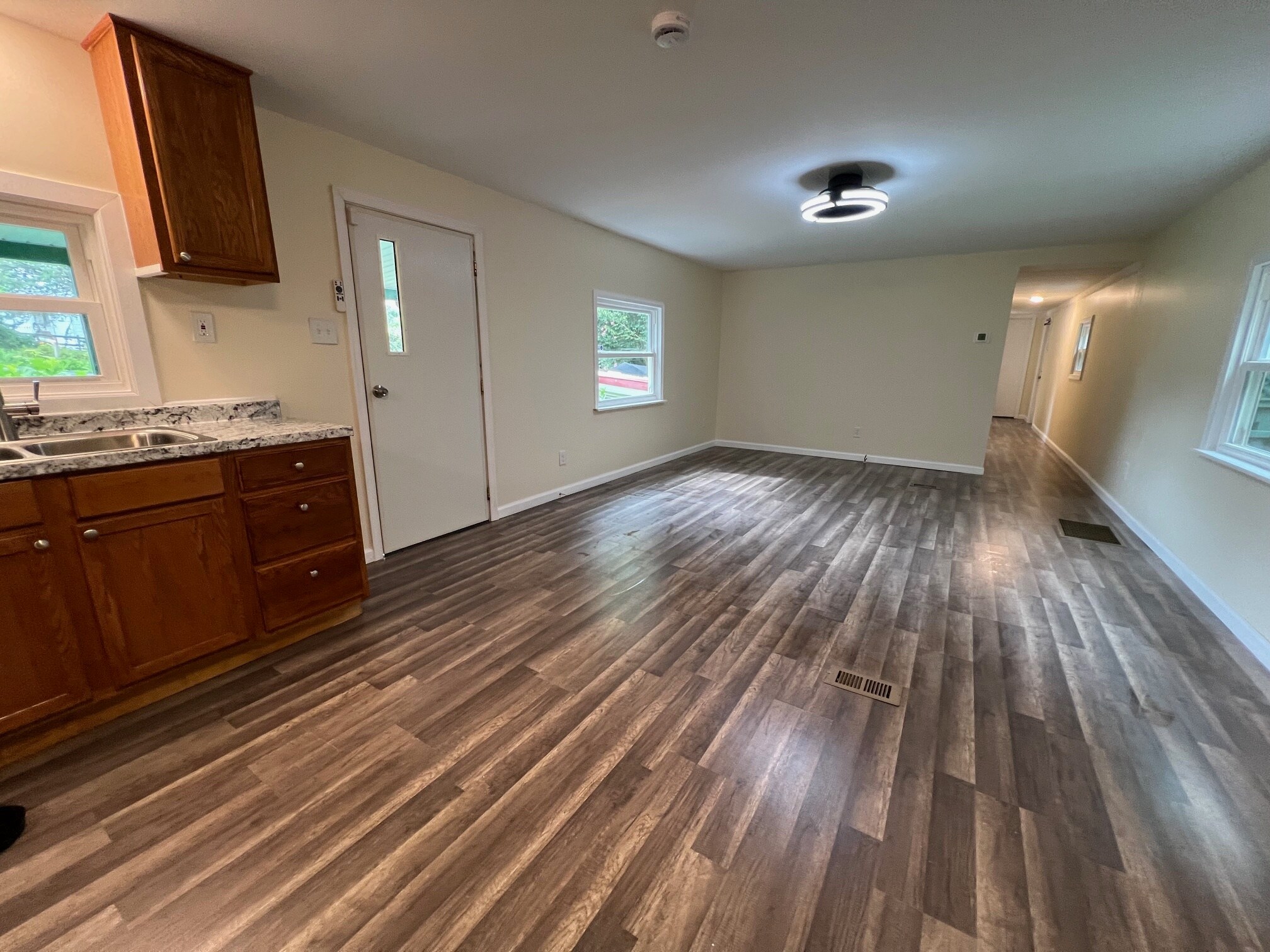 Building Photo - 4408 Sanford Ct