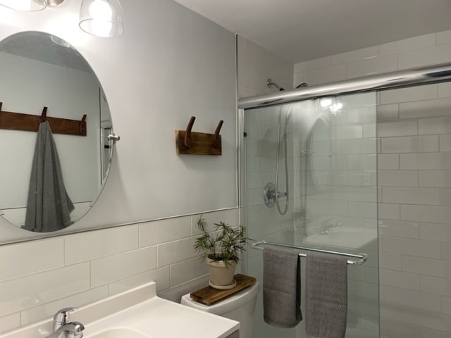 Bathroom # 1 with Shower - 2422 Sycamore Ln