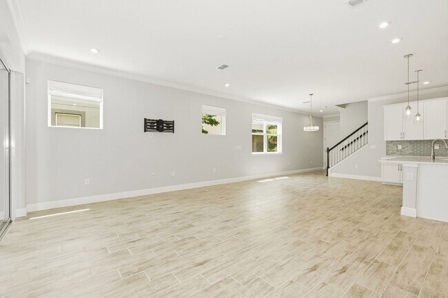 Building Photo - 5741 Grand Sonata Ave