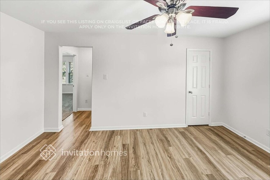 Building Photo - 18702 Walden Glen Cir
