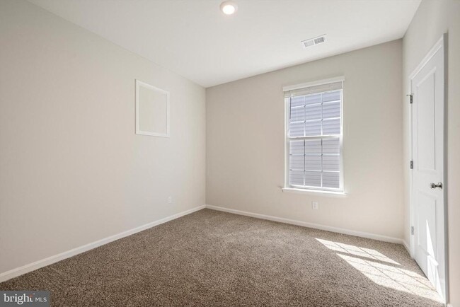 Building Photo - 114 Clerkenwell Dr