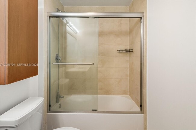 Building Photo - 1900 N Bayshore Dr