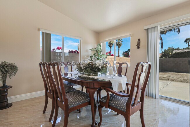 Building Photo - 45930 Las Colinas