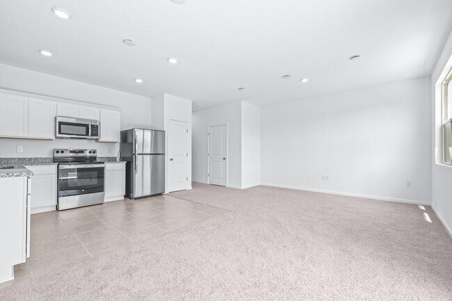 Building Photo - 3281 Vesara Dr