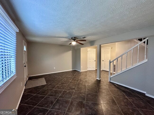 Building Photo - 1719 Cumberland Valley Dr SE