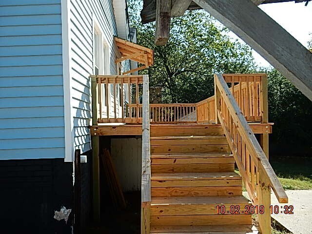 Building Photo - 709 W Main St