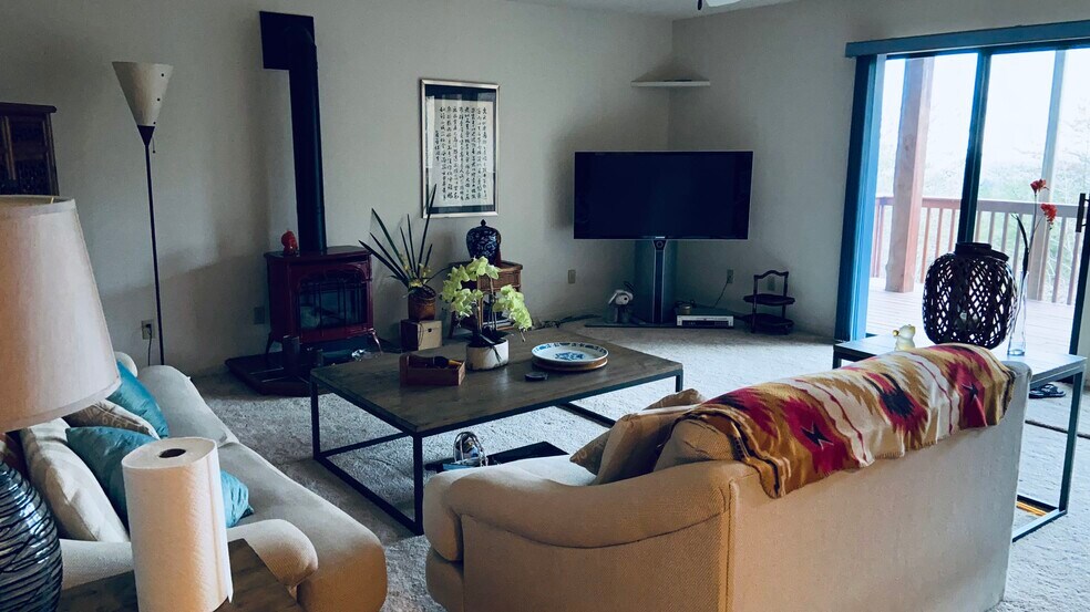 Building Photo - 60 Park Ave