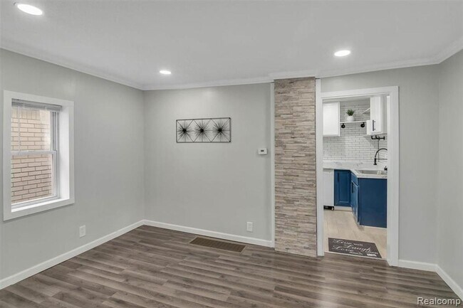 Building Photo - 20830 Westview Ave
