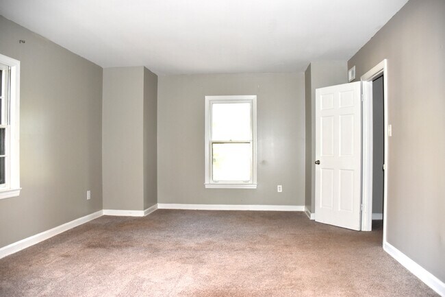 Building Photo - 1461 Kirby Pkwy