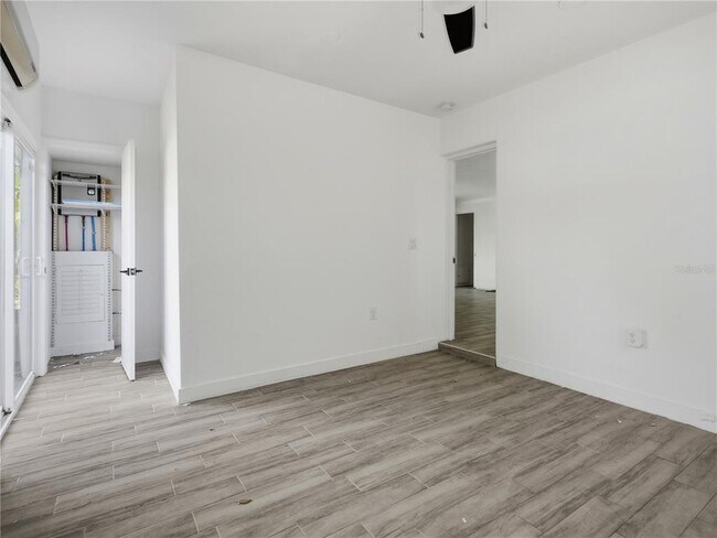 Building Photo - 1015 32nd Ave N