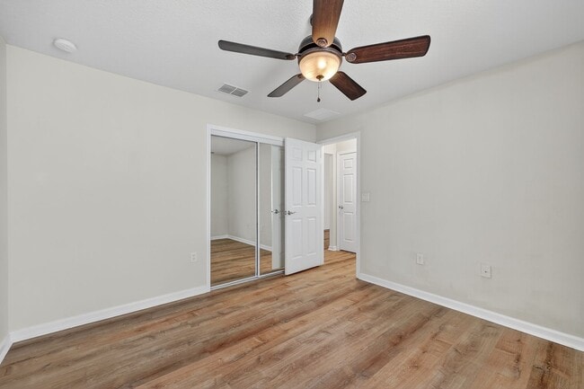 Building Photo - Home for rent