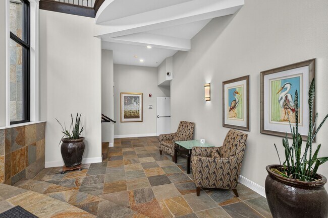 Building Photo - 2Bd/1Ba Seattle Condo