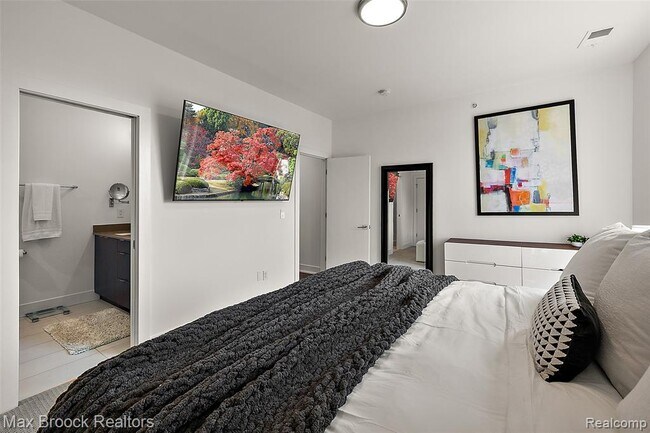 Building Photo - 284 Alfred St