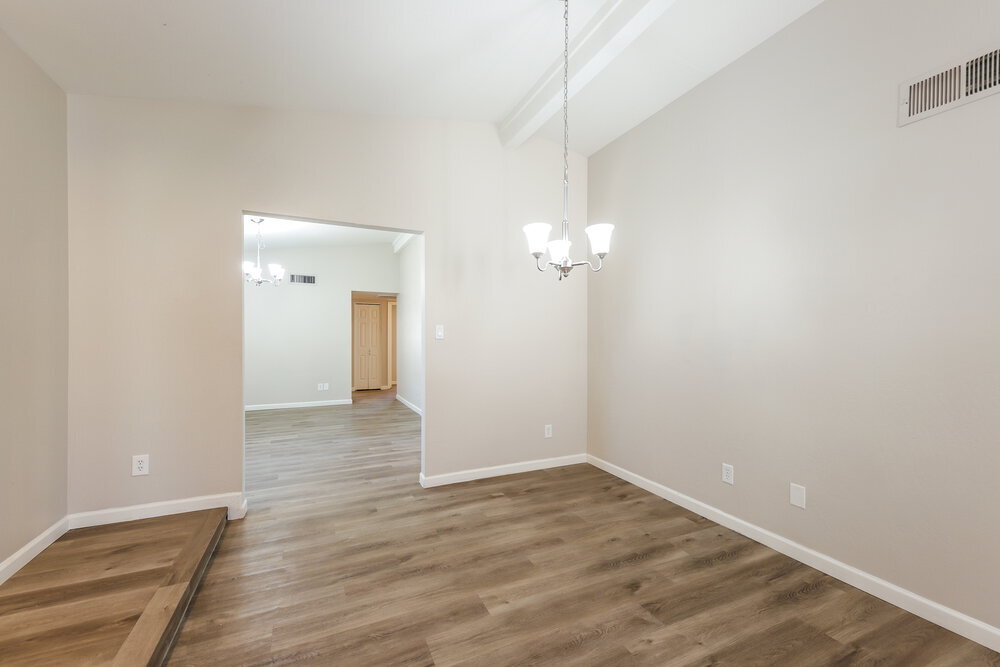 Building Photo - 16444 N 46th Ln