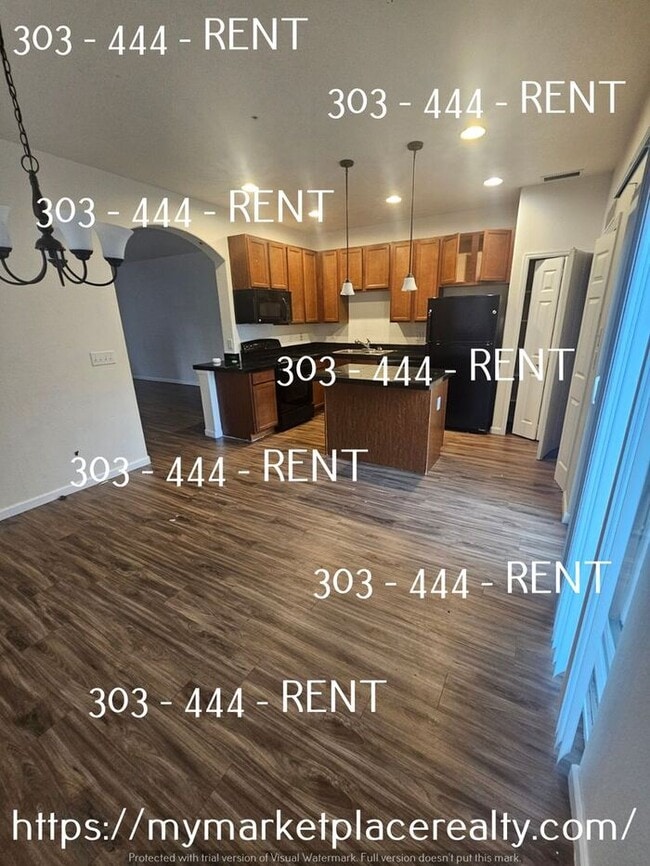 Building Photo - Make this your new home in time for the ho...