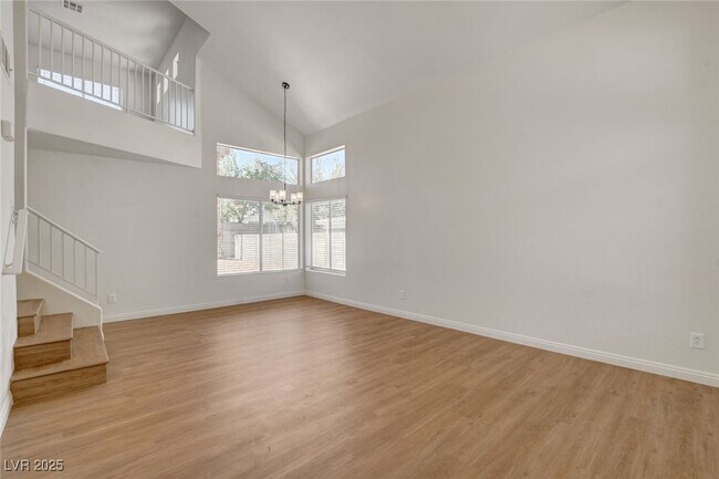 Building Photo - 1441 Iron Springs Dr
