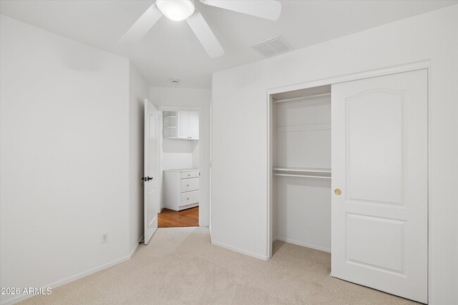 Building Photo - 4719 E Amber Sun Dr