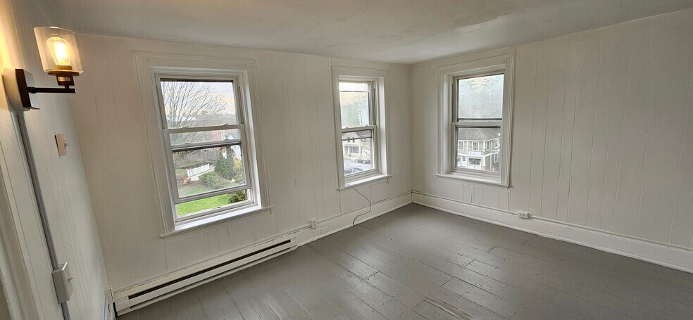 Living Room - 3201 Church St
