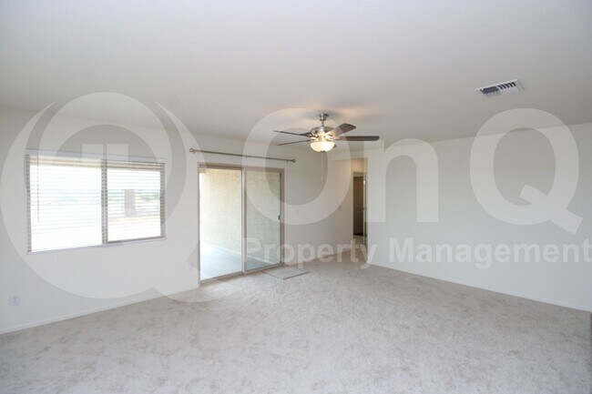 Building Photo - 1555 E Strople Dr