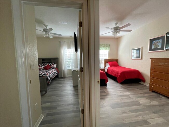 Building Photo - 2432 Caravelle Cir