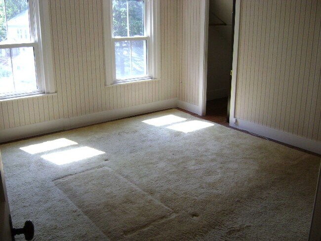 Building Photo - 80 N Main Ave