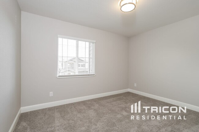 Building Photo - 2646 Miller Run Ln