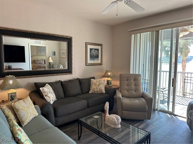 Building Photo - 16655 Lake Cir Dr