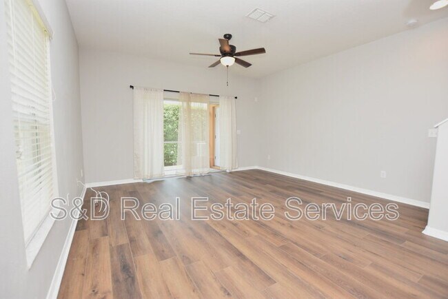 Building Photo - 4139 Shadetree Ln
