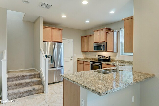 Building Photo - 14771 N 177th Ave