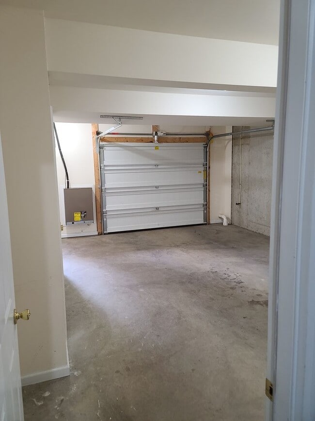 Building Photo - 3 Bedroom Townhome for Rent in Waynesboro