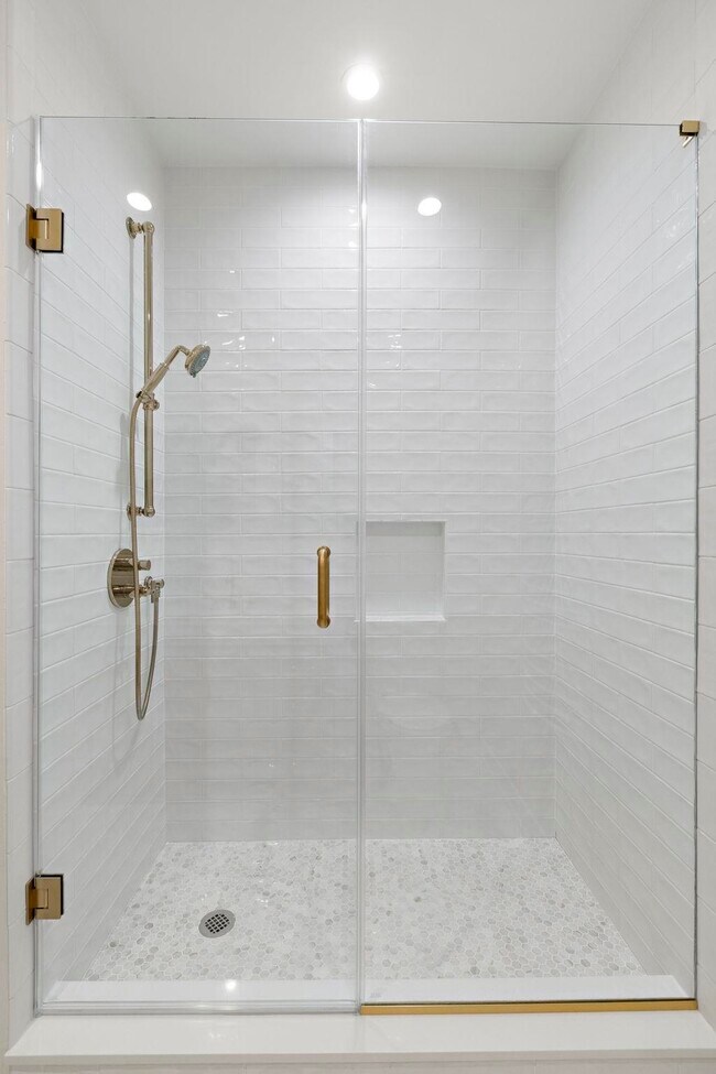 Building Photo - 1500 Hudson St