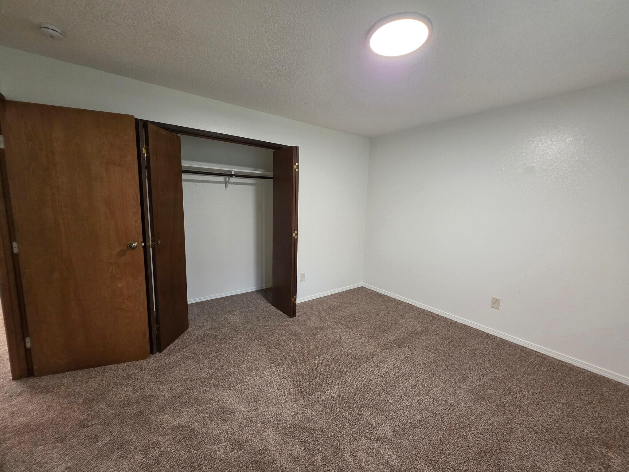 Building Photo - 4025 Delta Dr